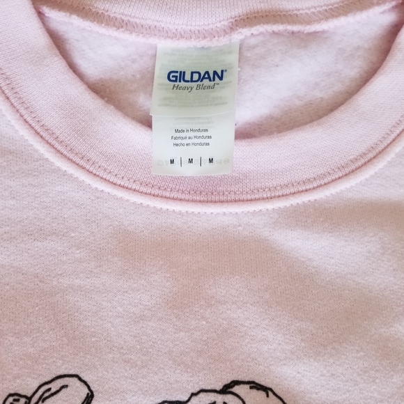 Men's Light Pink Gildan Crewneck w/Roses - Picture 4 of 6